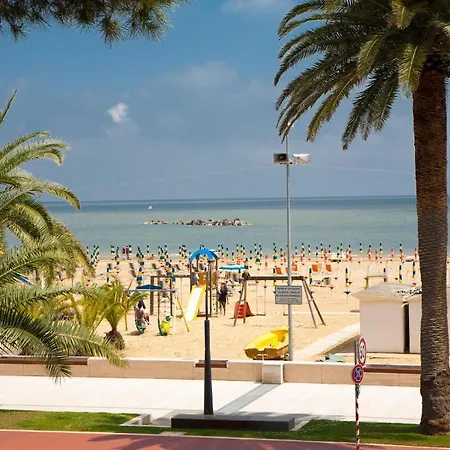 Clorinda Hotel 3*